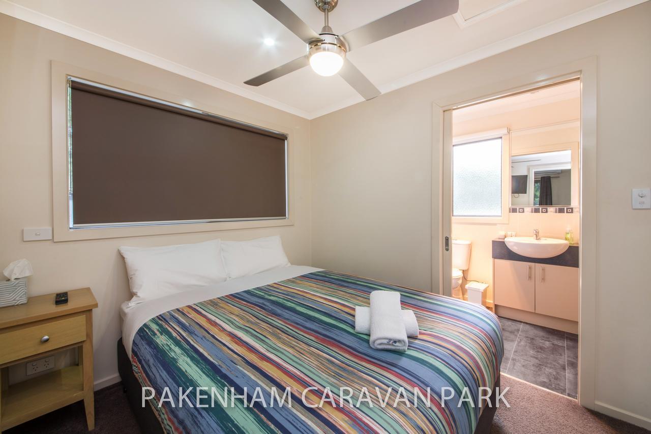 Pakenham Caravan Park Hotel Bagian luar foto